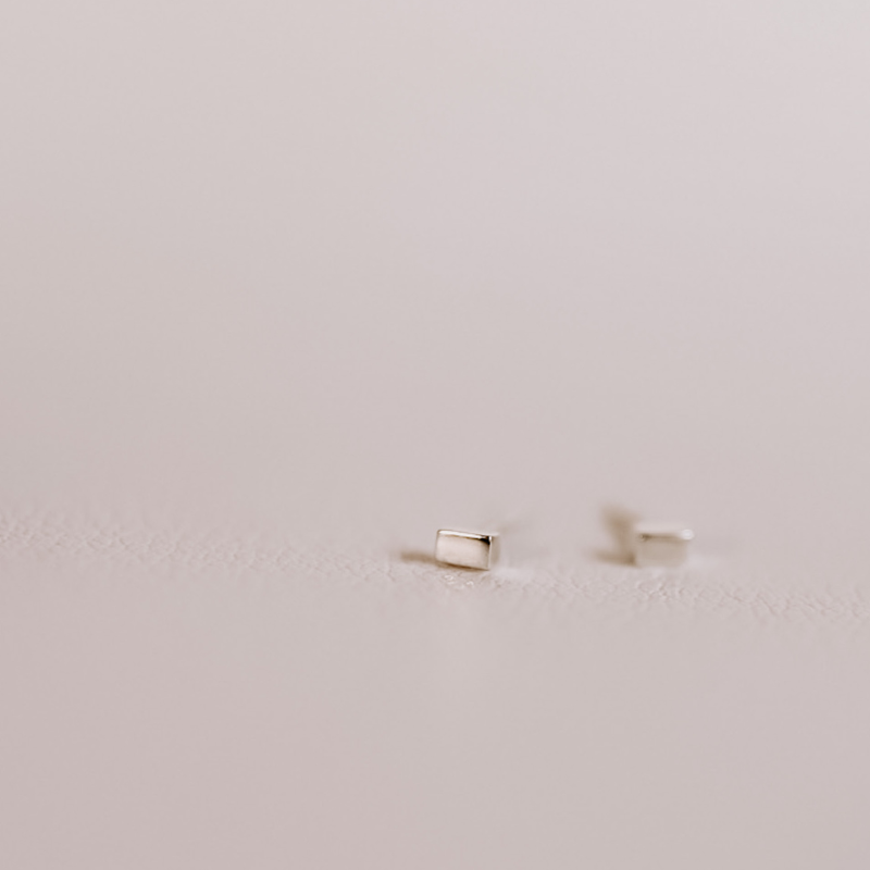 Dainty Chunk Studs